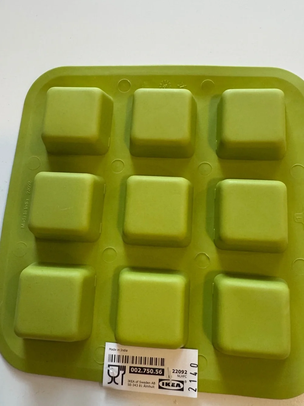 IKEA PLASTIS Ice Cube Tray Green 9 Cube Square Mold 002.750.56 Discontinued